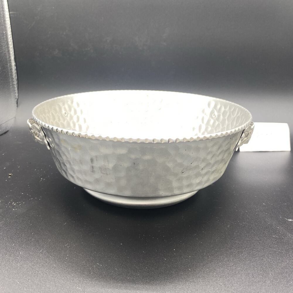 Vintage Mid-Century NASCO ITALY Hammered Aluminum 8” Bowl For Fruit Or Serving.